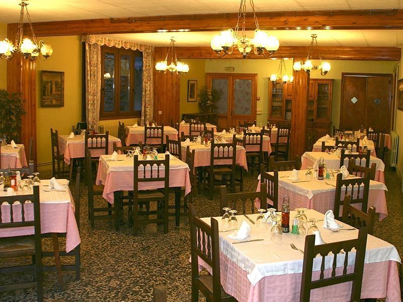 Fonda Agusti Otel Esterri d'Àneu Dış mekan fotoğraf